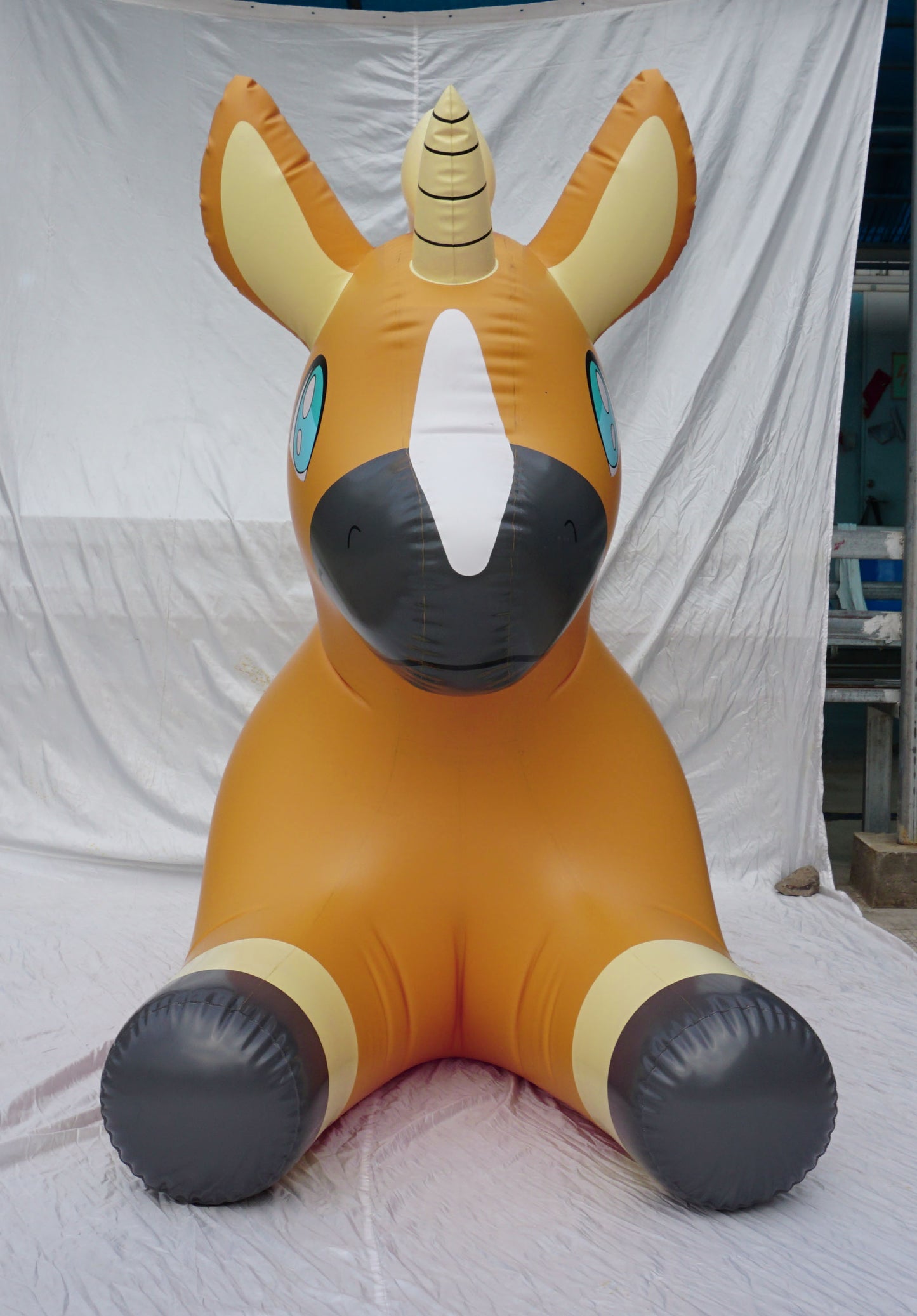 Honey Poof Unicorn - 8ft