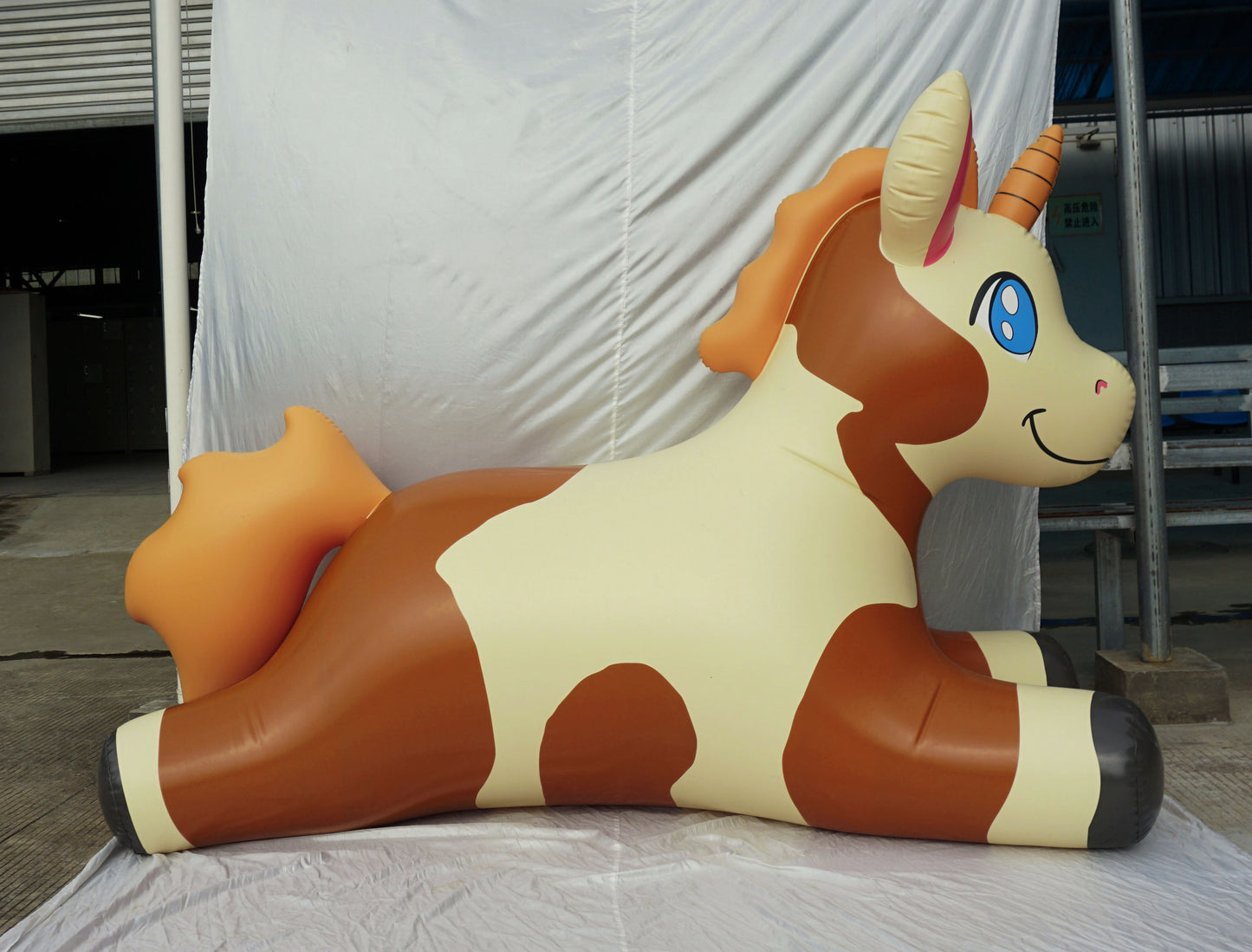 Cookie Poof Unicorn - 8ft