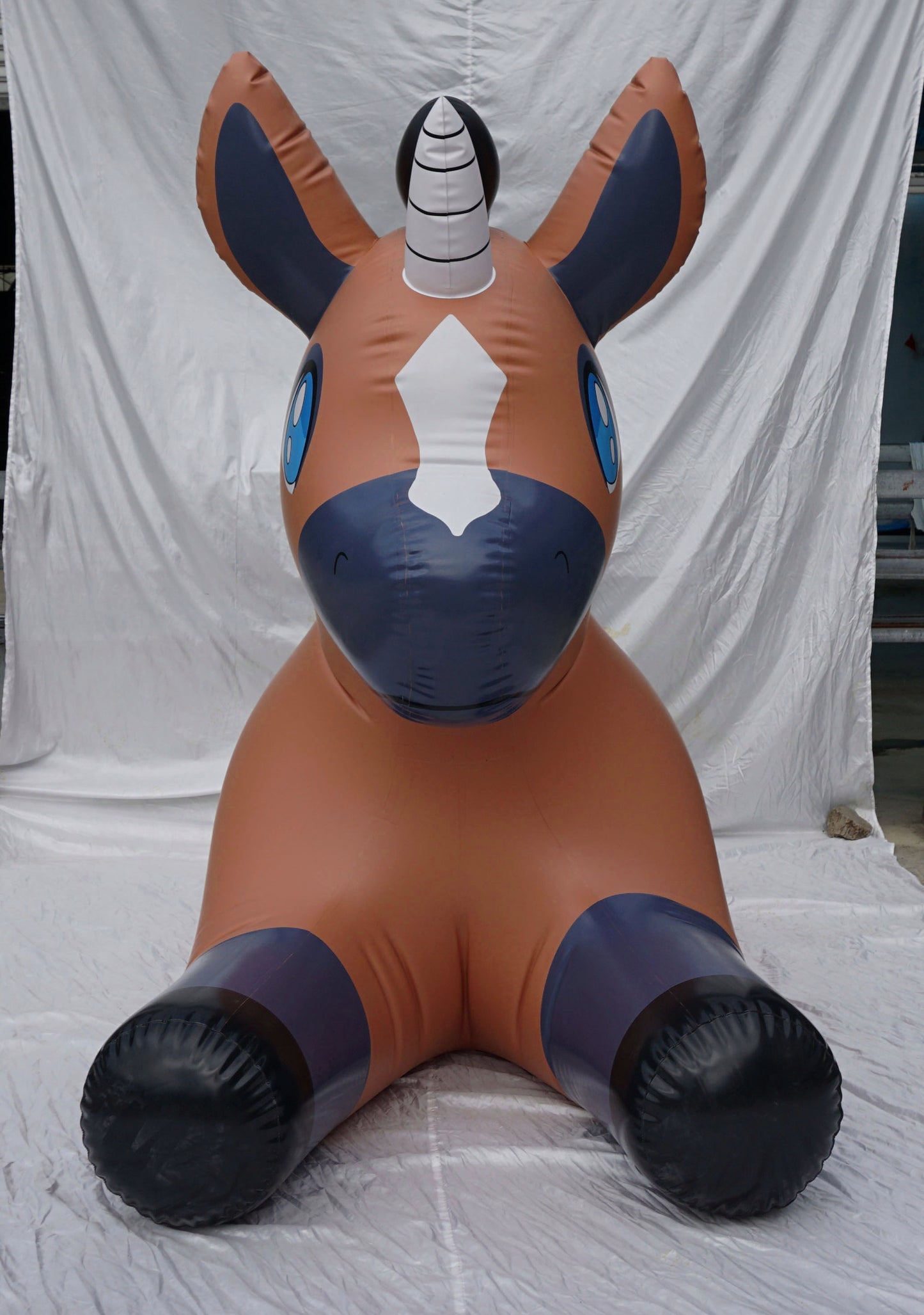 Cocoa Poof Unicorn - 8ft